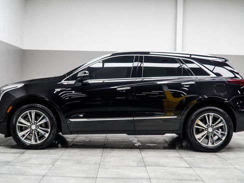 Used 2021 Cadillac XT5 Premium Luxury FWD image 8