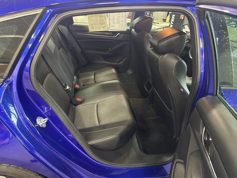 Used 2022 Honda Accord Sport image 32