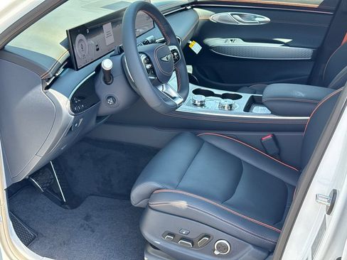 New 2026 Genesis GV70 2.5T Sport Prestige w/ G1 Accessory Package AWD/4WD image 11