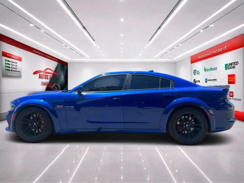 Used 2022 Dodge Charger Scat Pack RWD image 5