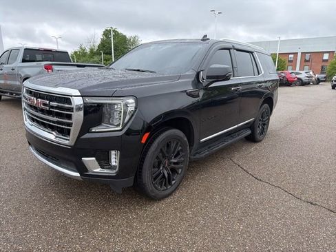 Used 2023 GMC Yukon SLT w/ SLT Luxury Package AWD/4WD image 1