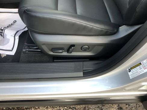 Certified 2023 Nissan Rogue SV w/ SV Premium Package image 12