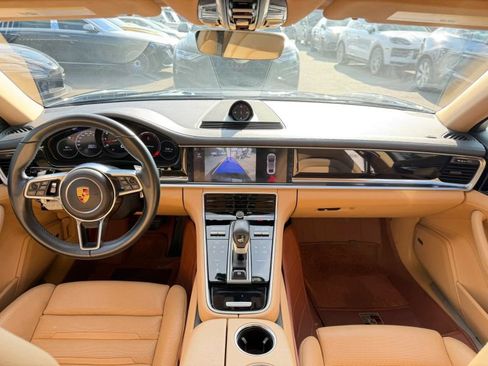 Used 2018 Porsche Panamera 4 AWD/4WD image 20