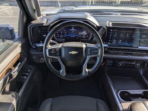 Used 2024 Chevrolet Silverado 2500 LT w/ Texas Edition image 17
