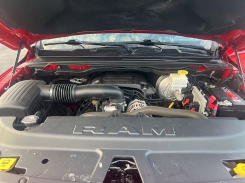 Used 2019 RAM 1500 Laramie w/ Sport Appearance Package image 11