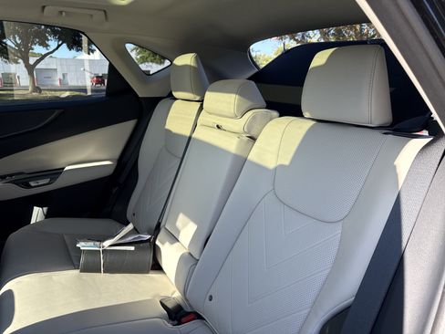 Used 2025 Lexus NX 300h AWD w/ Luxury Package image 25