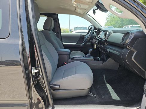 Used 2022 Toyota Tacoma SR w/ SR Convenience Package RWD image 27