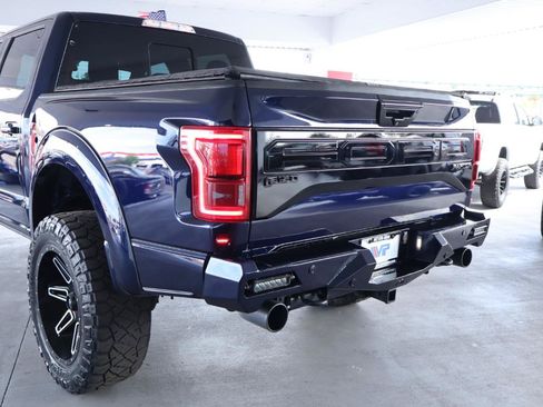 Used 2018 Ford F150 Raptor w/ Equipment Group 802A Luxury AWD/4WD image 9