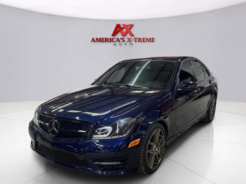 Used 2014 Mercedes-Benz C 300 Sport image 2