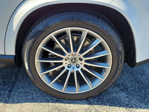 Used 2021 Mercedes-Benz GLE 450 4MATIC image 11