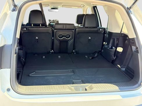 Used 2025 Honda Pilot EX-L image 30