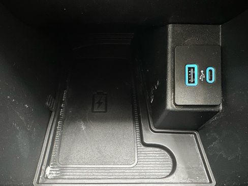 Certified 2023 Ford Edge SEL w/ Convenience Package image 44