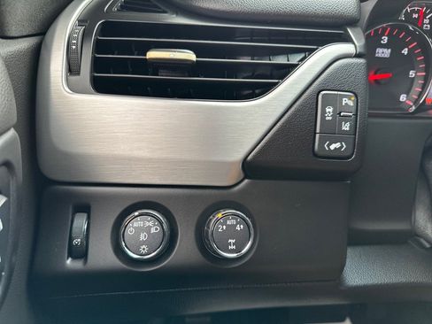 Used 2015 GMC Yukon SLT w/ Open Road Package image 14