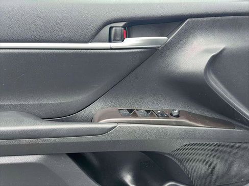 Certified 2023 Toyota Camry LE image 17
