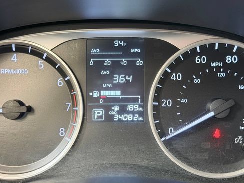 Used 2023 Nissan Kicks S FWD image 40