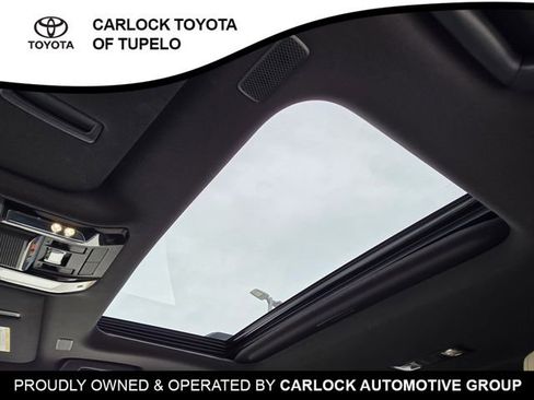 Used 2024 Lexus GX 550 image 14