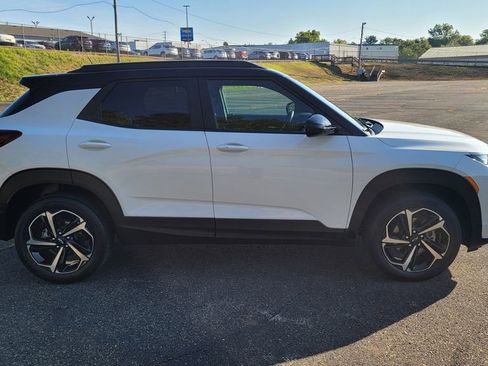 Used 2023 Chevrolet TrailBlazer RS w/ Convenience Package image 14