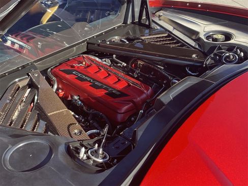 Used 2021 Chevrolet Corvette Stingray Premium Cpe w/ Z51 Performance Package image 14