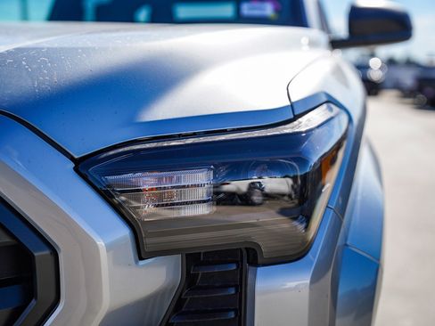 New 2026 Toyota Tacoma SR RWD image 5