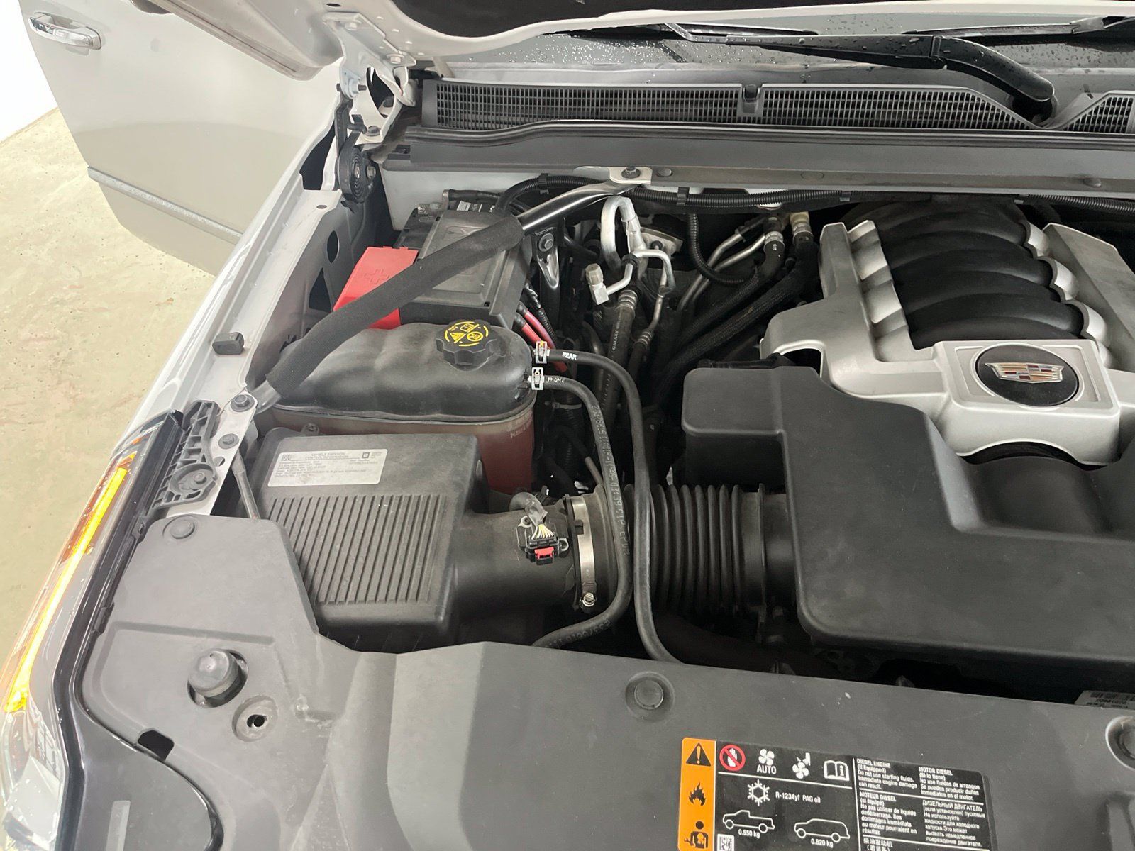 Used 2019 Cadillac Escalade Luxury RWD image 15