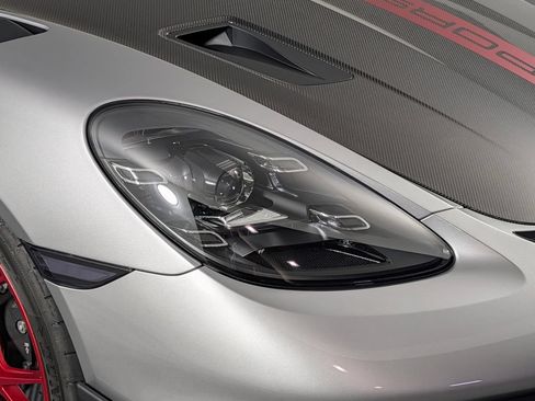Used 2025 Porsche 718 Cayman GT4 RS RWD image 15