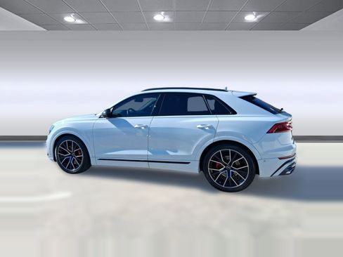 Used 2023 Audi SQ8 Prestige w/ Prestige Package image 2