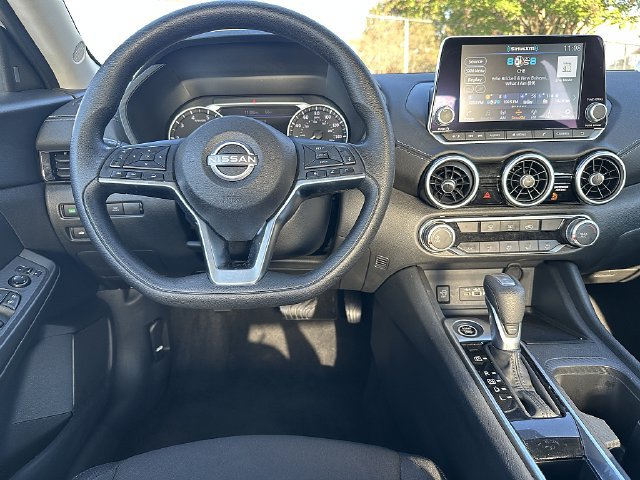 Used 2025 Nissan Sentra SV FWD image 15