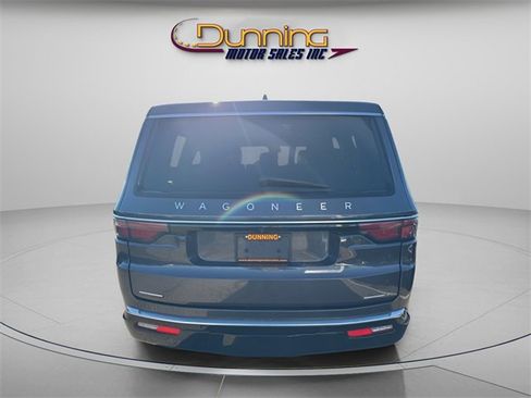 Used 2022 Jeep Wagoneer Series II image 3