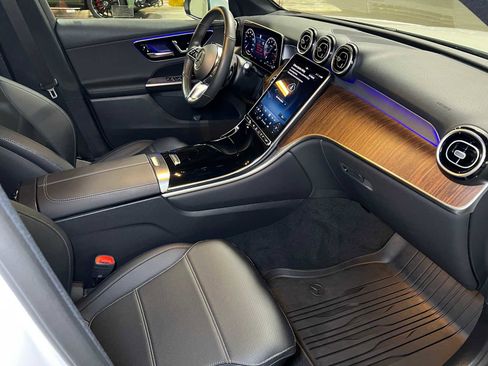 Certified 2025 Mercedes-Benz GLC 300 GLC 300 image 11