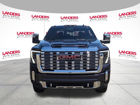 Used 2025 GMC Sierra 2500 Denali w/ Denali Reserve Package AWD/4WD image 8