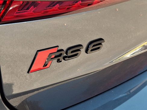 New 2025 Audi RS 6 performance image 19
