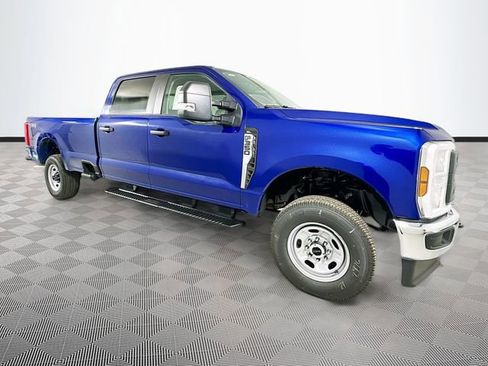 New 2026 Ford F350 XL w/ XL Chrome Package image 3