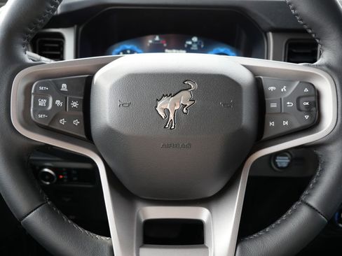 New 2025 Ford Bronco Badlands image 21