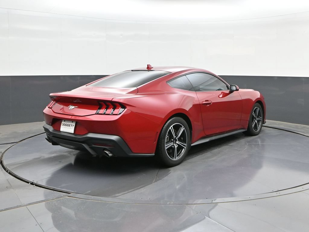Used 2024 Ford Mustang Coupe RWD image 8