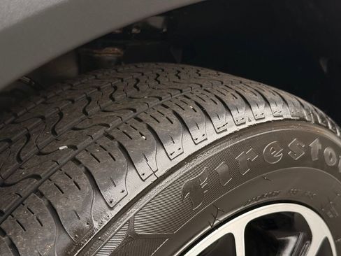 Used 2025 Chevrolet TrailBlazer LT image 11