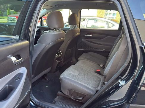 Used 2019 Hyundai Santa Fe SEL image 28