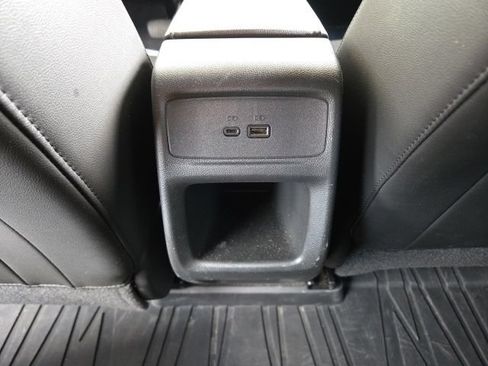 Used 2024 Buick Envista Sport Touring w/ Convenience I Package FWD image 29