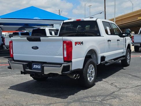 Used 2024 Ford F250 XLT w/ FX4 Off-Road Package AWD/4WD image 5