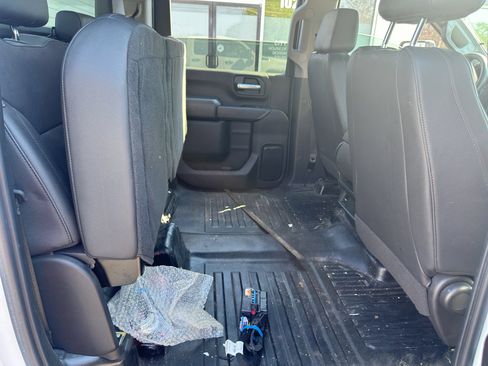 Used 2022 GMC Sierra 2500 Pro w/ Convenience Package image 12