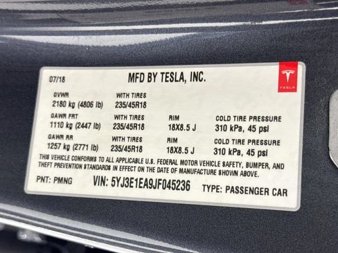 Used 2018 Tesla Model 3 Long Range RWD image 56