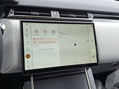 Certified 2026 Land Rover Range Rover Velar Dynamic SE image 22