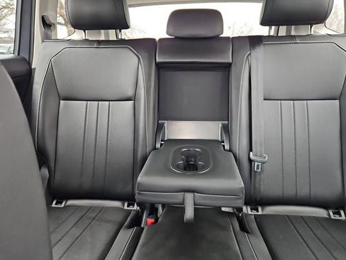 Used 2023 Volkswagen Tiguan SE image 21