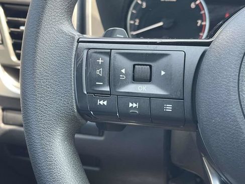 Used 2023 Nissan Rogue SV FWD image 26