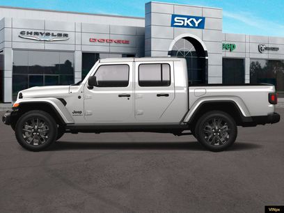 New 2025 Jeep Gladiator Sport