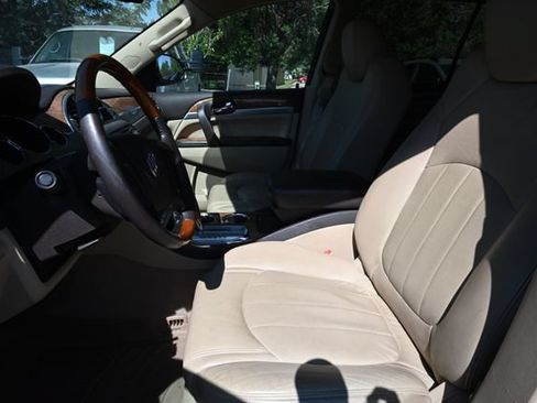 Used 2012 Buick Enclave Leather AWD/4WD image 8