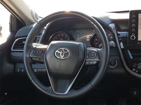 Used 2023 Toyota Camry XSE image 13