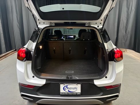 Used 2025 Buick Encore GX Preferred AWD/4WD image 23