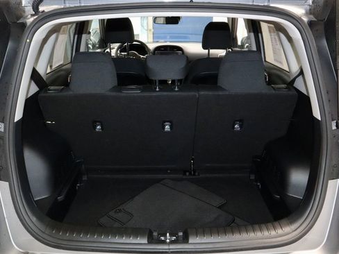 Used 2025 Kia Soul LX image 13