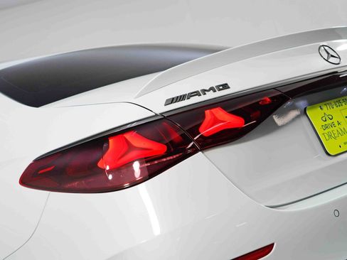 Used 2025 Mercedes-Benz E 53 AMG e 4MATIC Sedan image 65