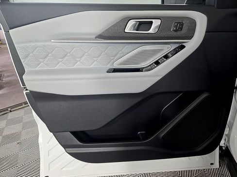 New 2026 Ford Explorer Platinum AWD/4WD image 12